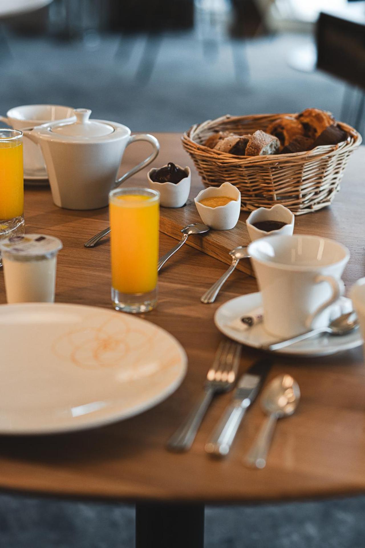 Logis Hotellerie Les Brisants , Restaurant J M Perochon Bretignolles-sur-Mer Luaran gambar
