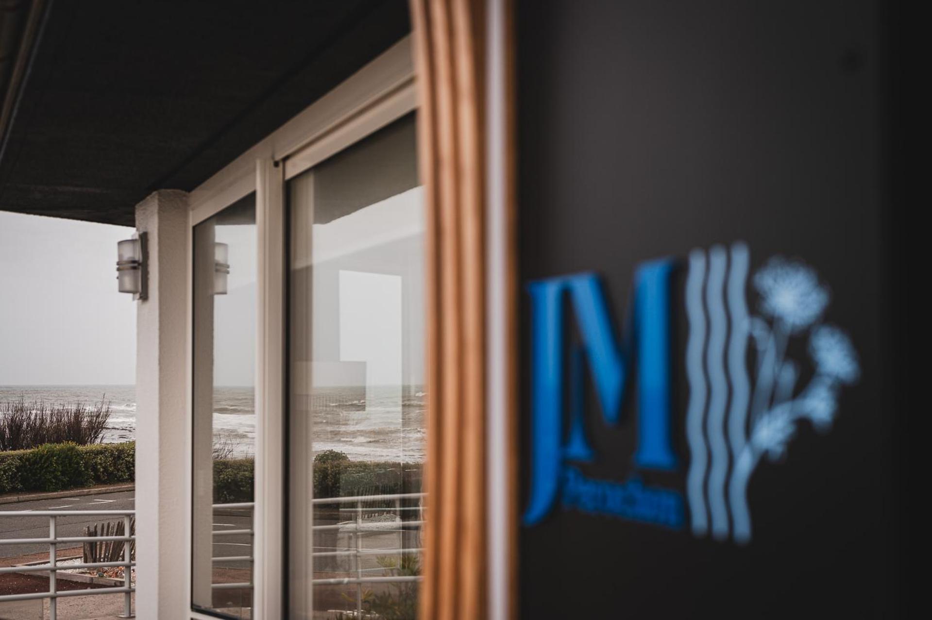Logis Hotellerie Les Brisants , Restaurant J M Perochon Bretignolles-sur-Mer Luaran gambar