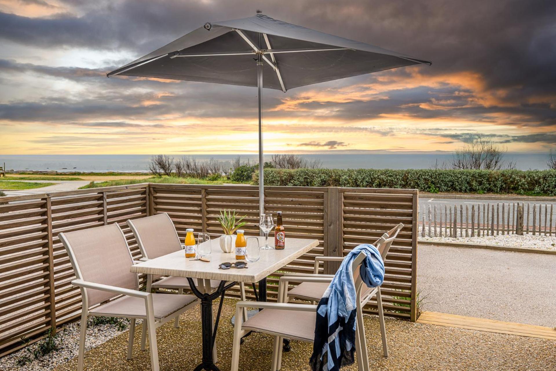 Logis Hotellerie Les Brisants , Restaurant J M Perochon Bretignolles-sur-Mer Luaran gambar
